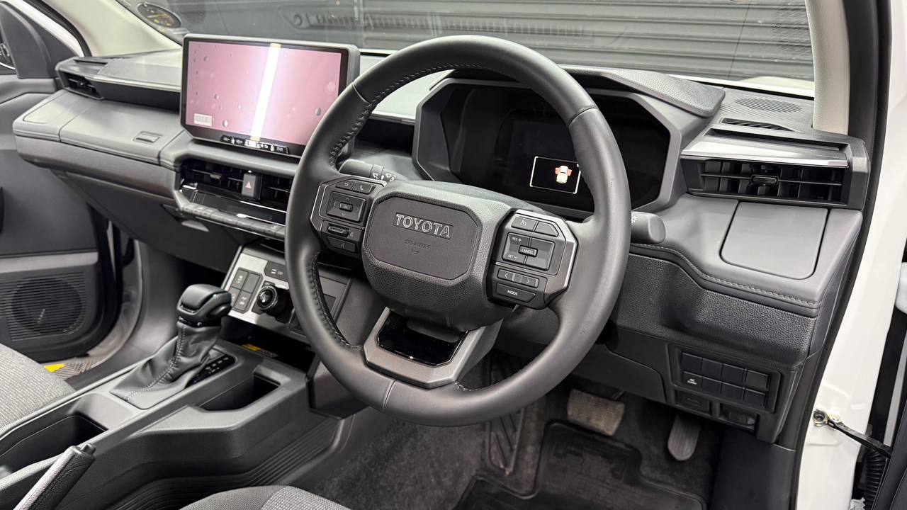 Toyota Hilux 2.8GD-6 Double Cab Raider 4x4