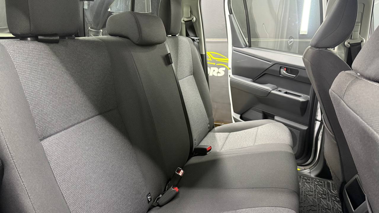 Toyota Hilux 2.8GD-6 Double Cab Raider 4x4