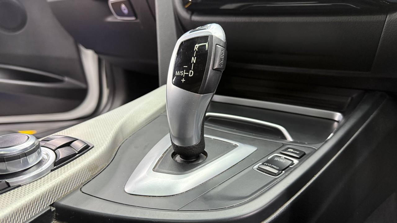 BMW - 3 Series - 320d M Sport auto