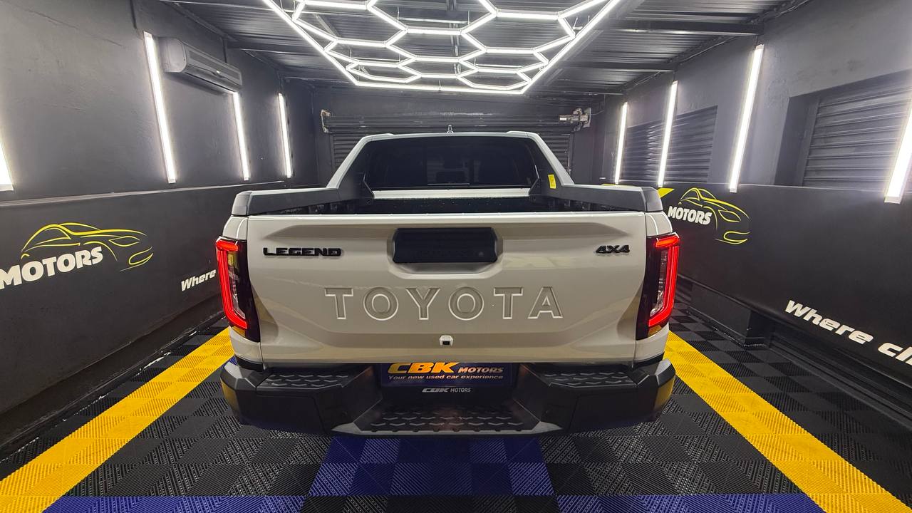 Toyota Hilux 2.8GD-6 Double Cab 4x4 Legend RS Auto
