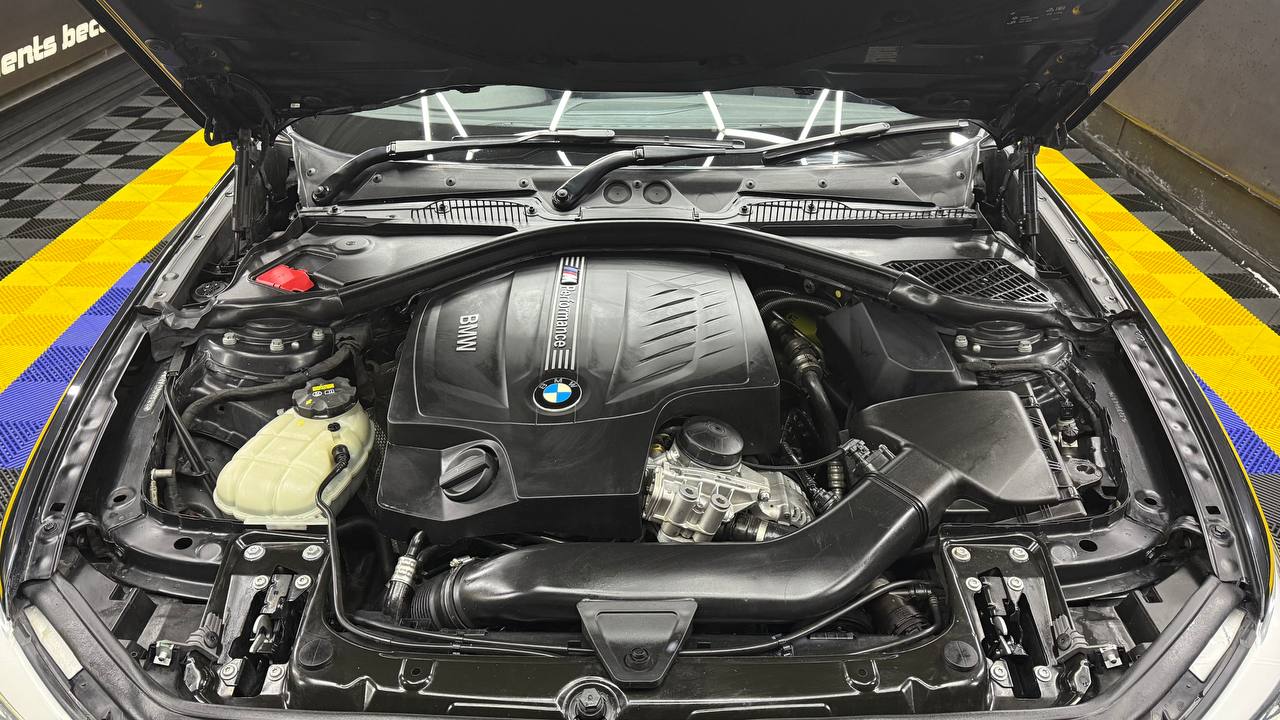 BMW 1 Series M135i 5-Door Sports-Auto