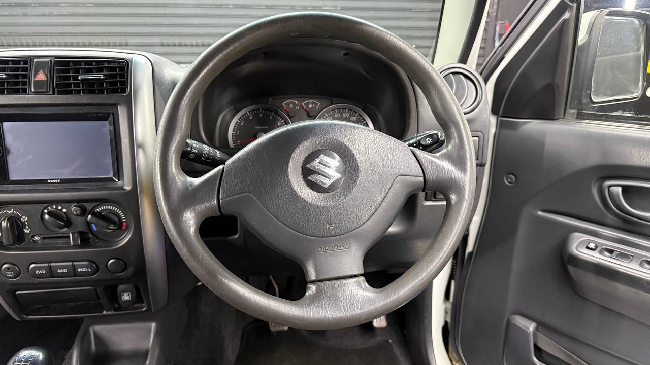 Suzuki - Jimny - 1.3