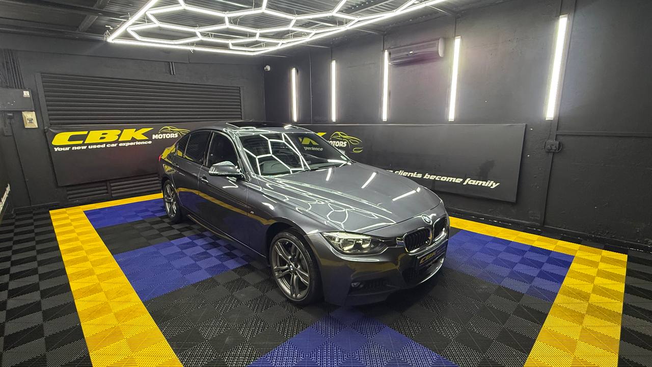 BMW - 3 Series - 320i M Sport Auto