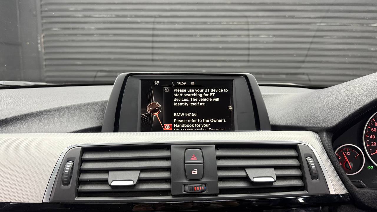 BMW - 3 Series - 320i M Sport Auto