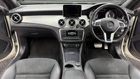 Mercedes-Benz - CLA - 180 AMG A/T