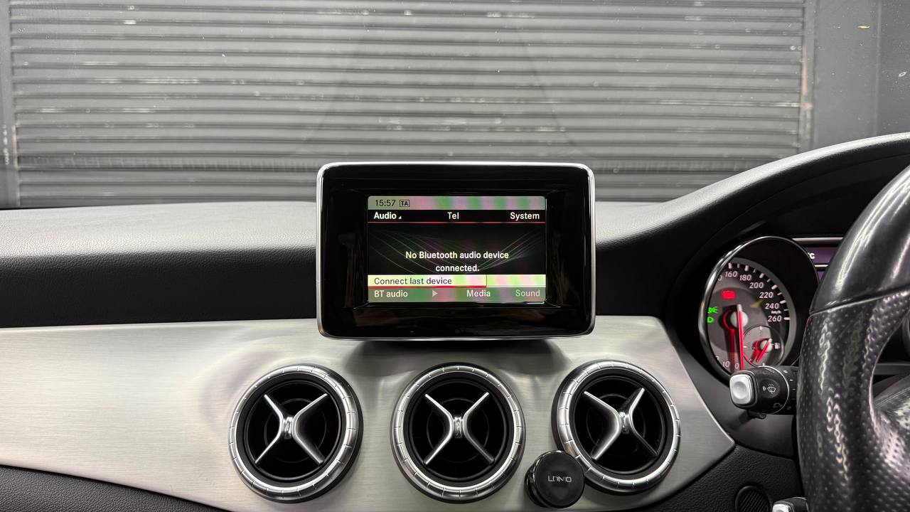 Mercedes-Benz - CLA - 180 AMG A/T