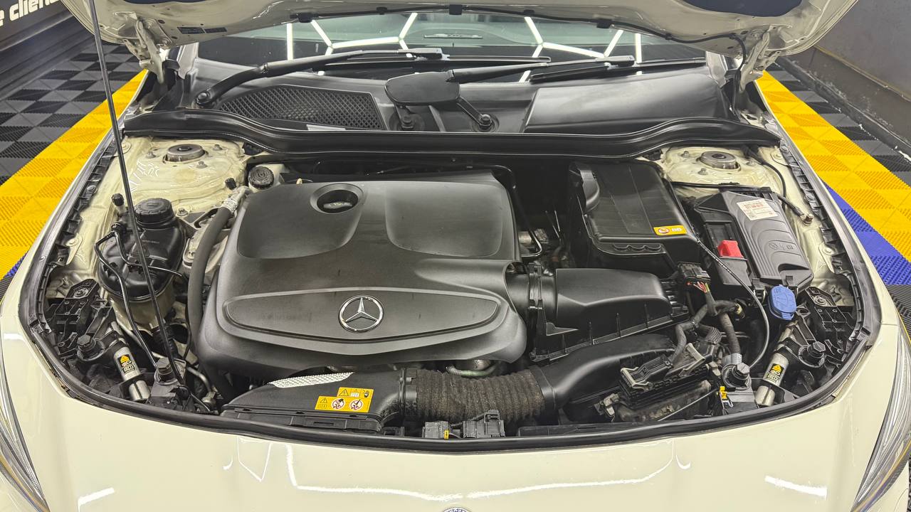 Mercedes-Benz - CLA - 180 AMG A/T