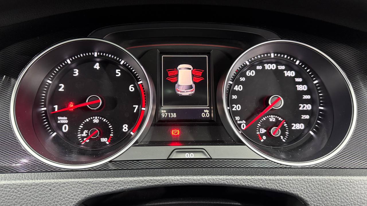 Volkswagen - Golf - GTI