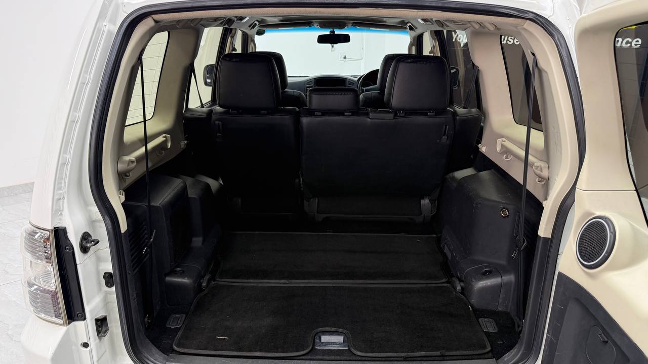 Mitsubishi - Pajero - 5-Door 3.2DI-D GLS