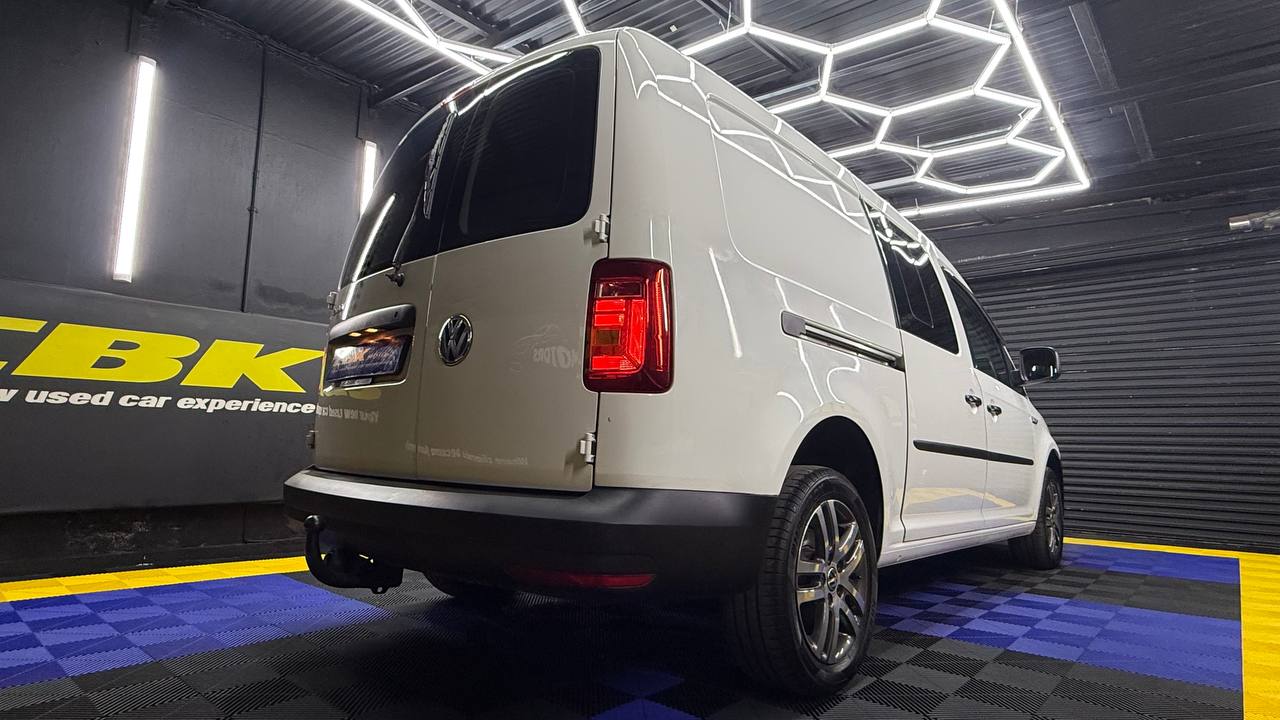 Volkswagen - Caddy - Maxi 2.0TDI Crew Bus
