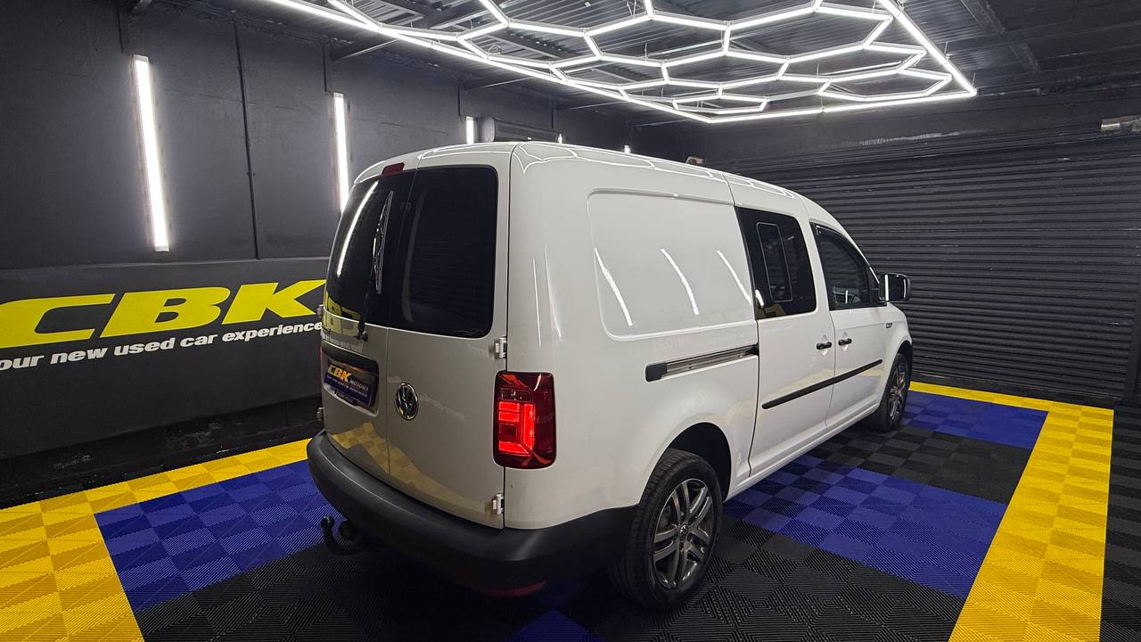 Volkswagen - Caddy - Maxi 2.0TDI Crew Bus