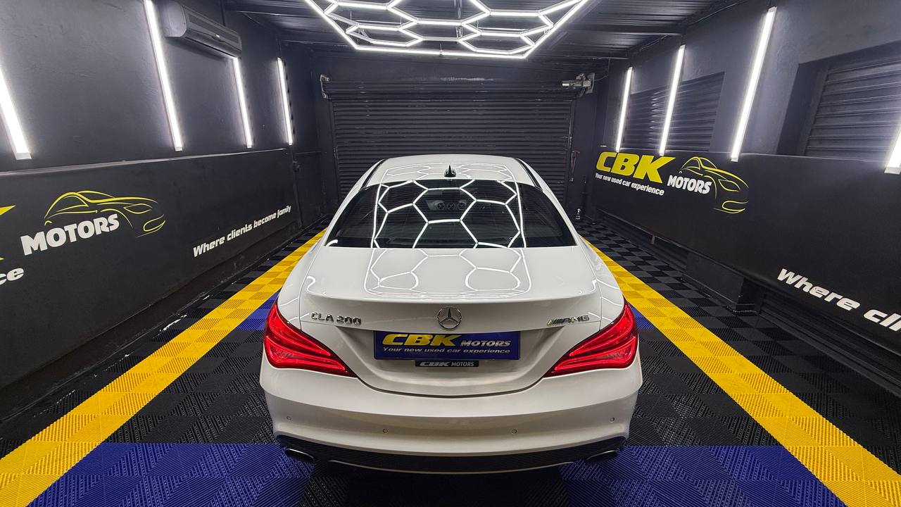 Mercedes-Benz - CLA - CLA200 AMG Line Auto