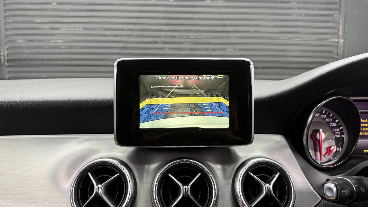 Mercedes-Benz - CLA - CLA200 AMG Line Auto