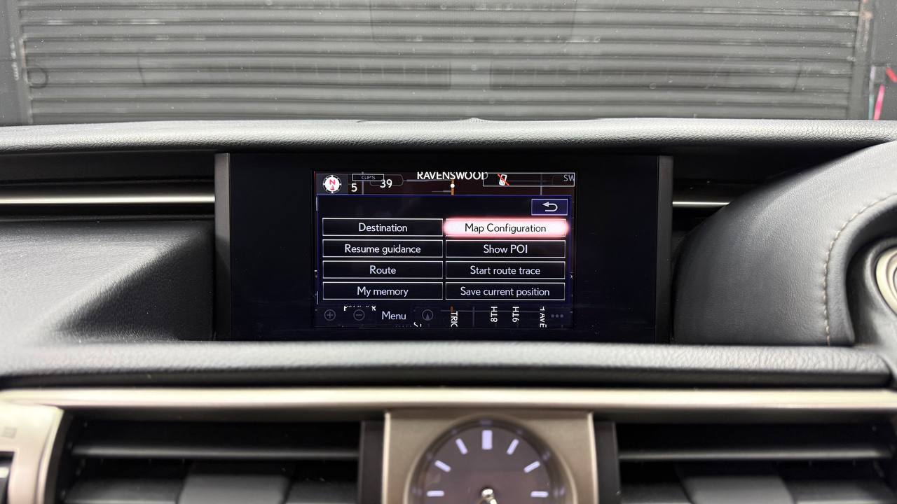 Lexus - IS - 200t EX