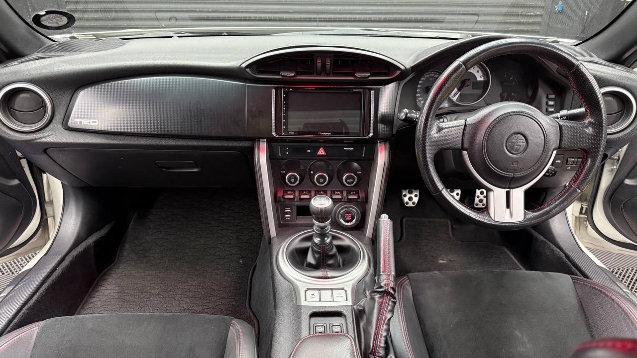 Toyota - 86 - 2.0 High