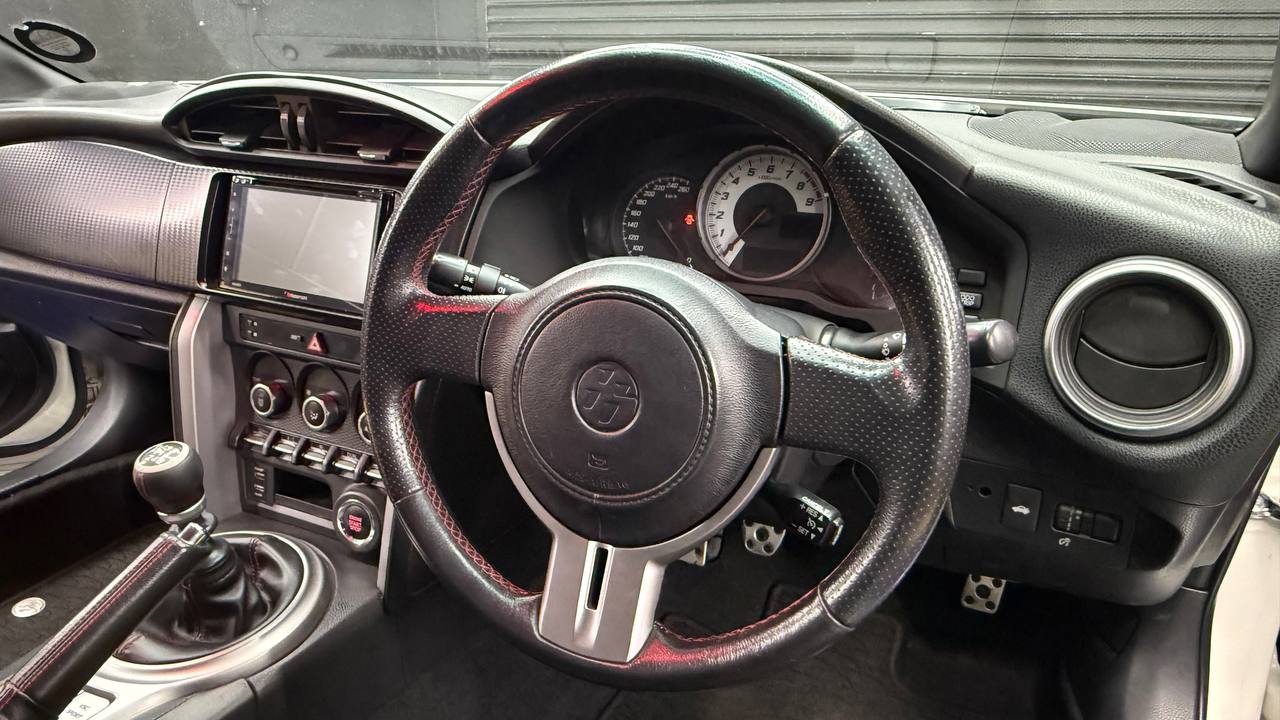 Toyota - 86 - 2.0 High