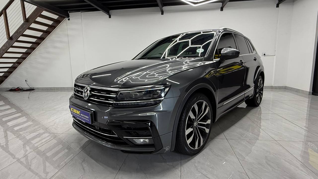 Volkswagen - Tiguan - 2.0TSI 4Motion Highline R-Line