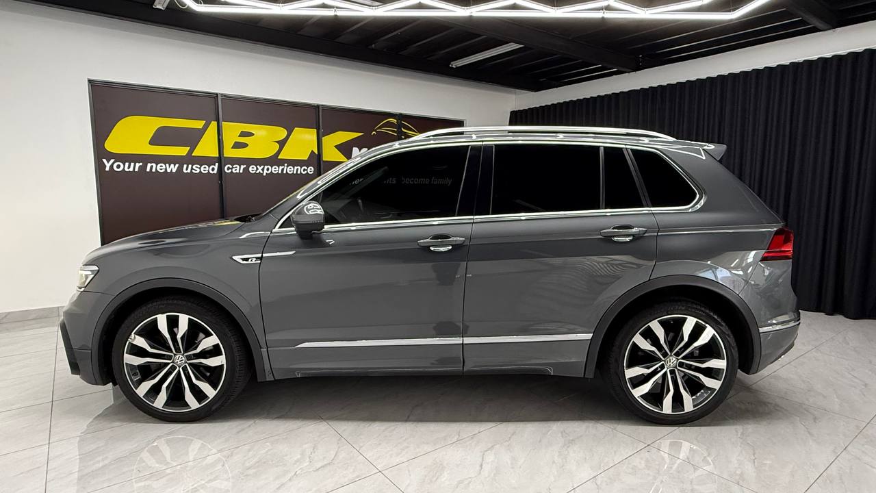 Volkswagen - Tiguan - 2.0TSI 4Motion Highline R-Line