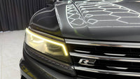 Volkswagen - Tiguan - 2.0TSI 4Motion Highline R-Line