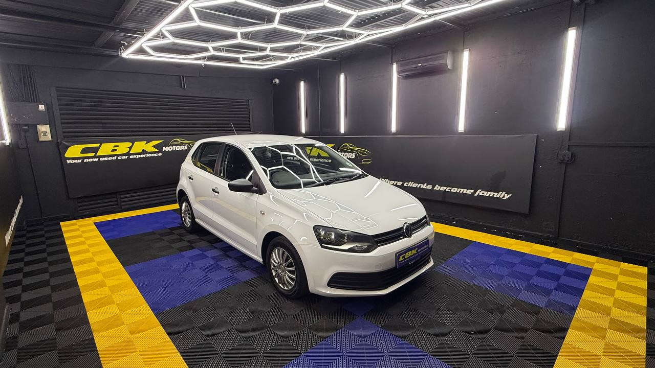 Volkswagen - Polo Vivo - Hatch 1.4 Trendline