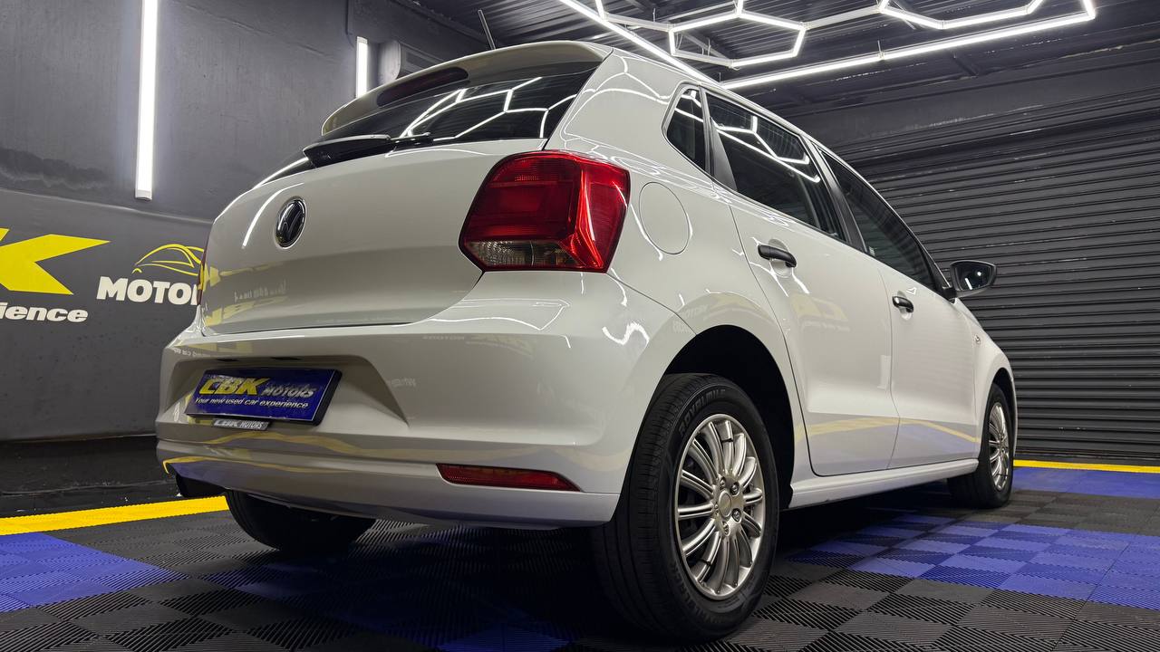 Volkswagen - Polo Vivo - Hatch 1.4 Trendline
