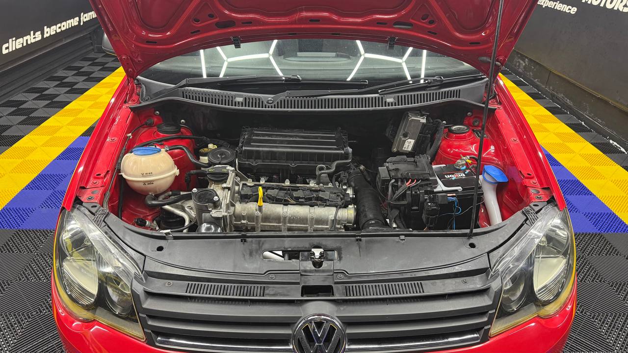 Volkswagen - Polo Vivo - 5-Door 1.4 Blueline