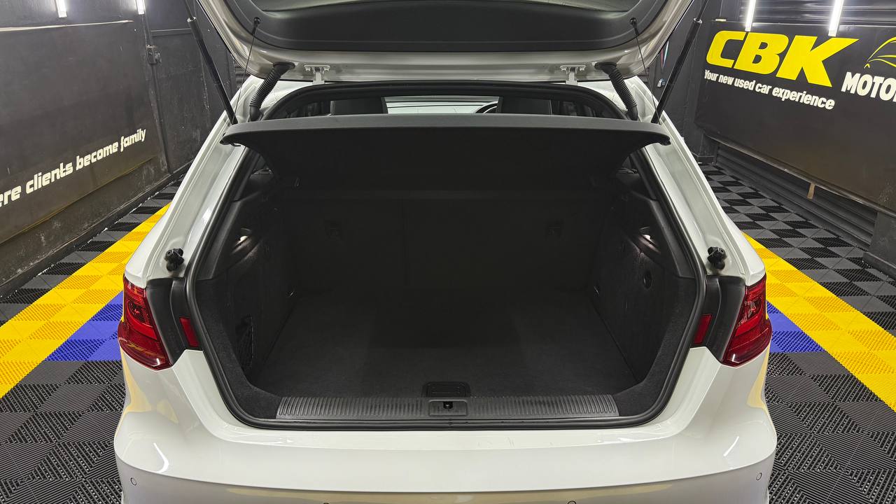 Audi - S3 - Sportback Quattro