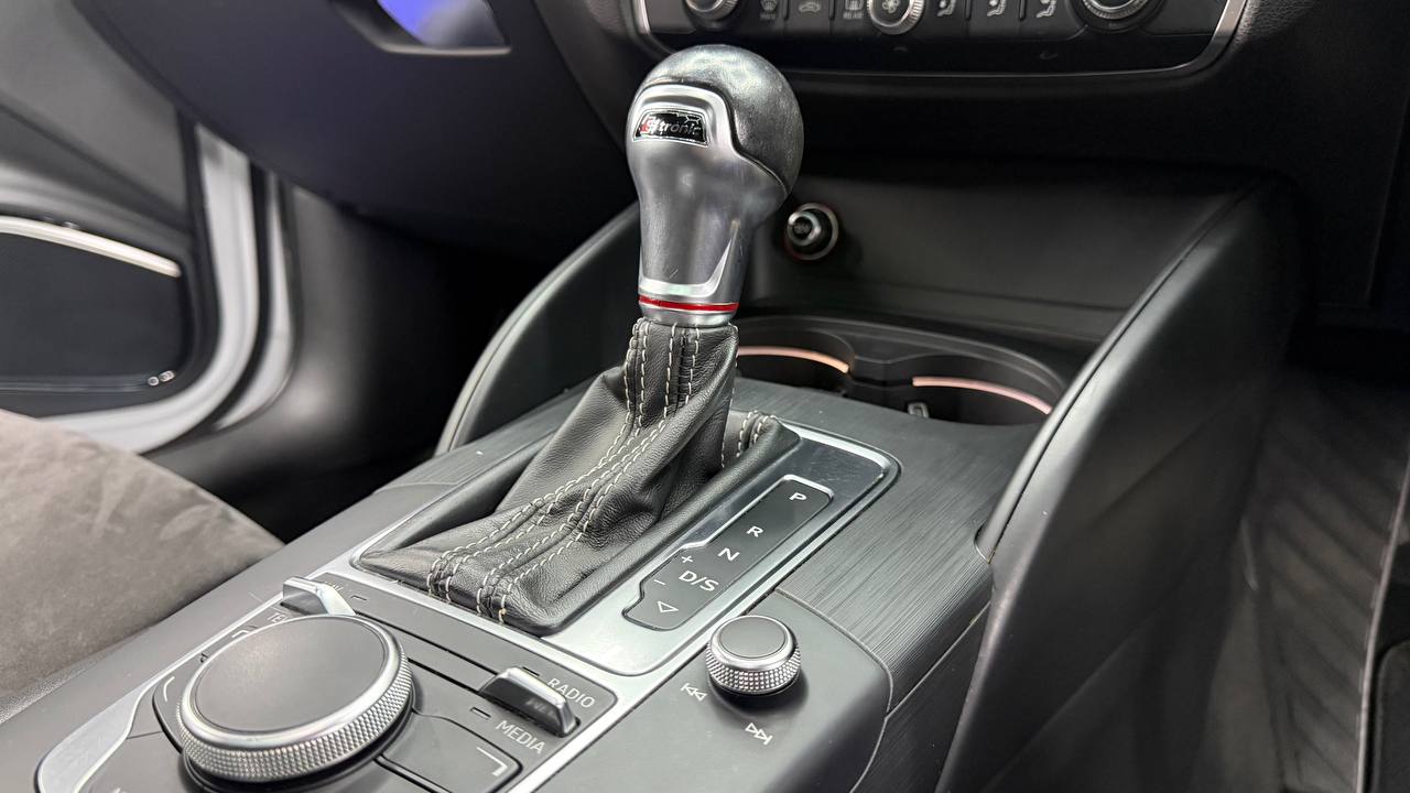Audi - S3 - Sportback Quattro