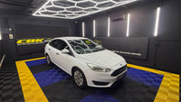 Ford - Focus - Sedan 1.0T Ambiente