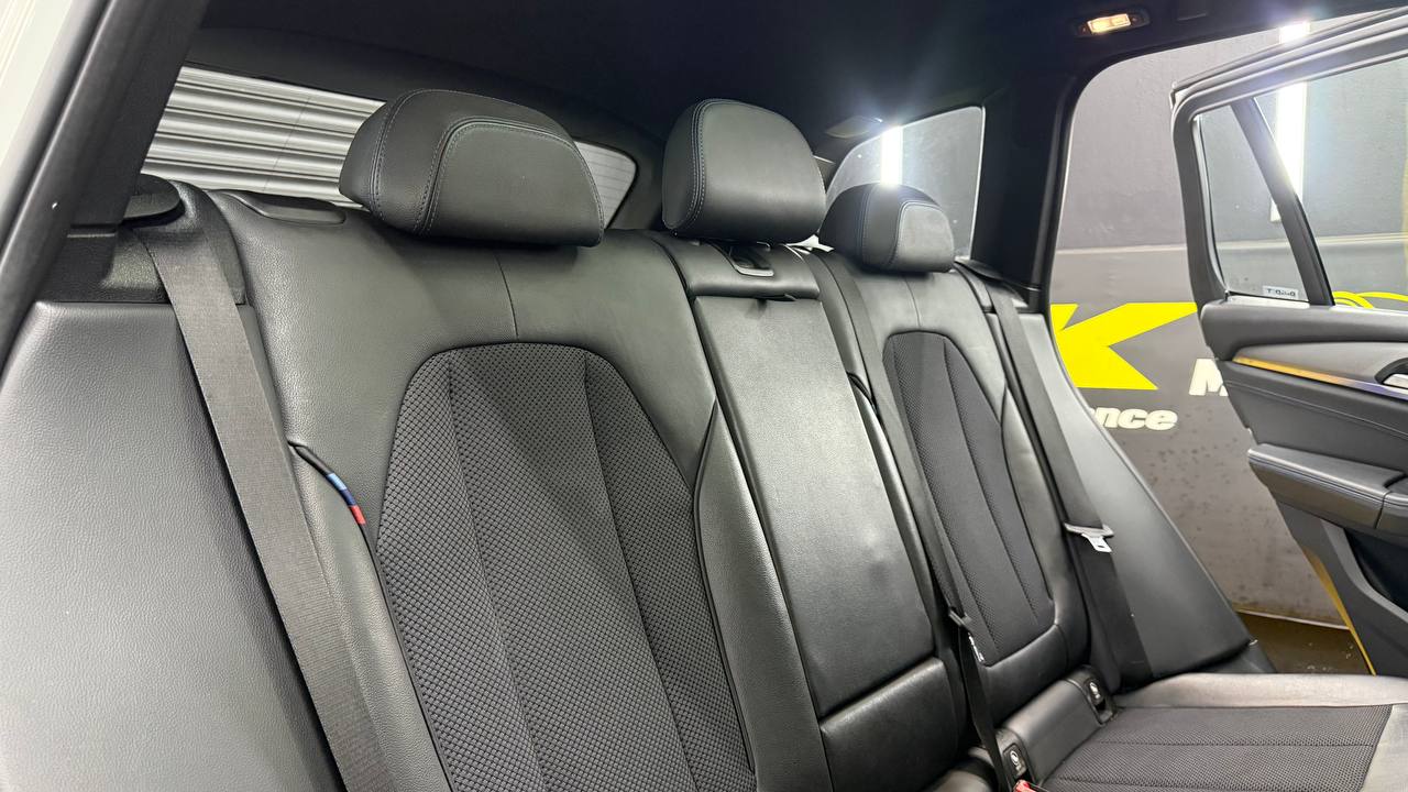 BMW - X3 - sDrive18d M Sport