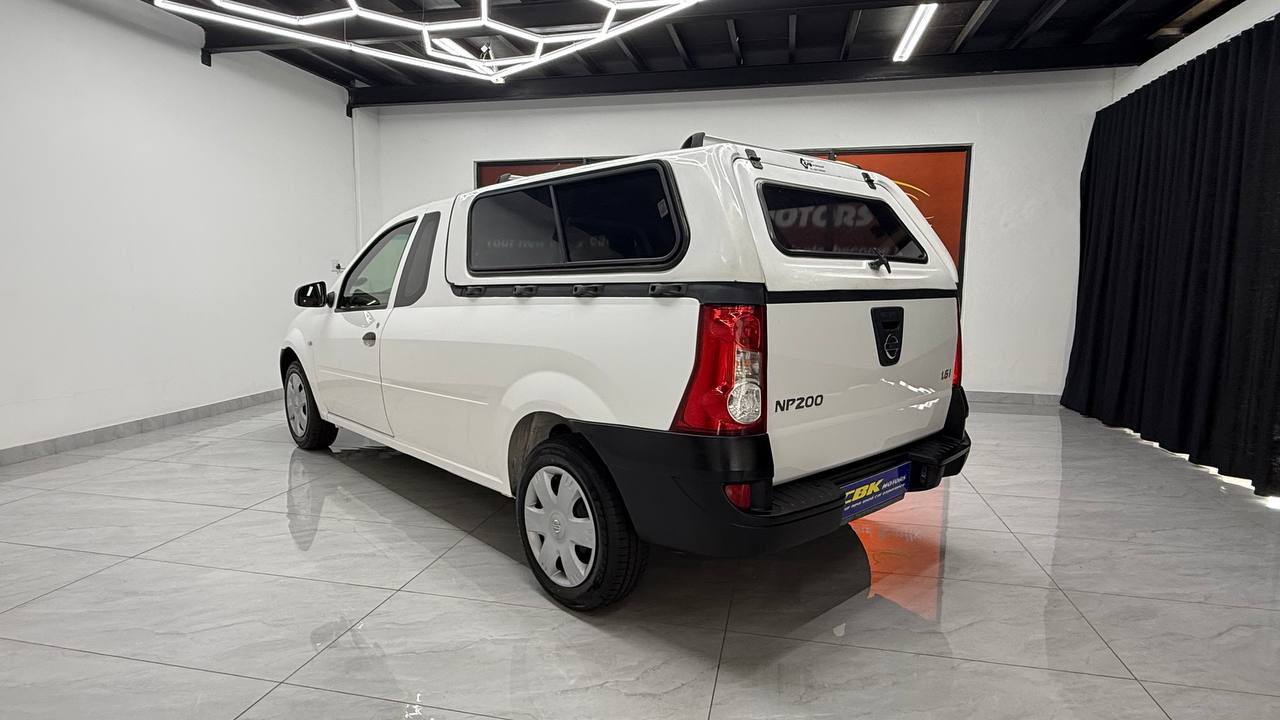 Nissan - NP200 - 1.6i (Aircon) Safety Pack