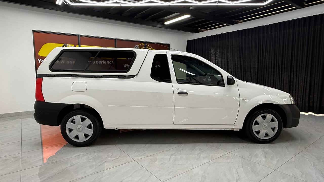 Nissan - NP200 - 1.6i (Aircon) Safety Pack