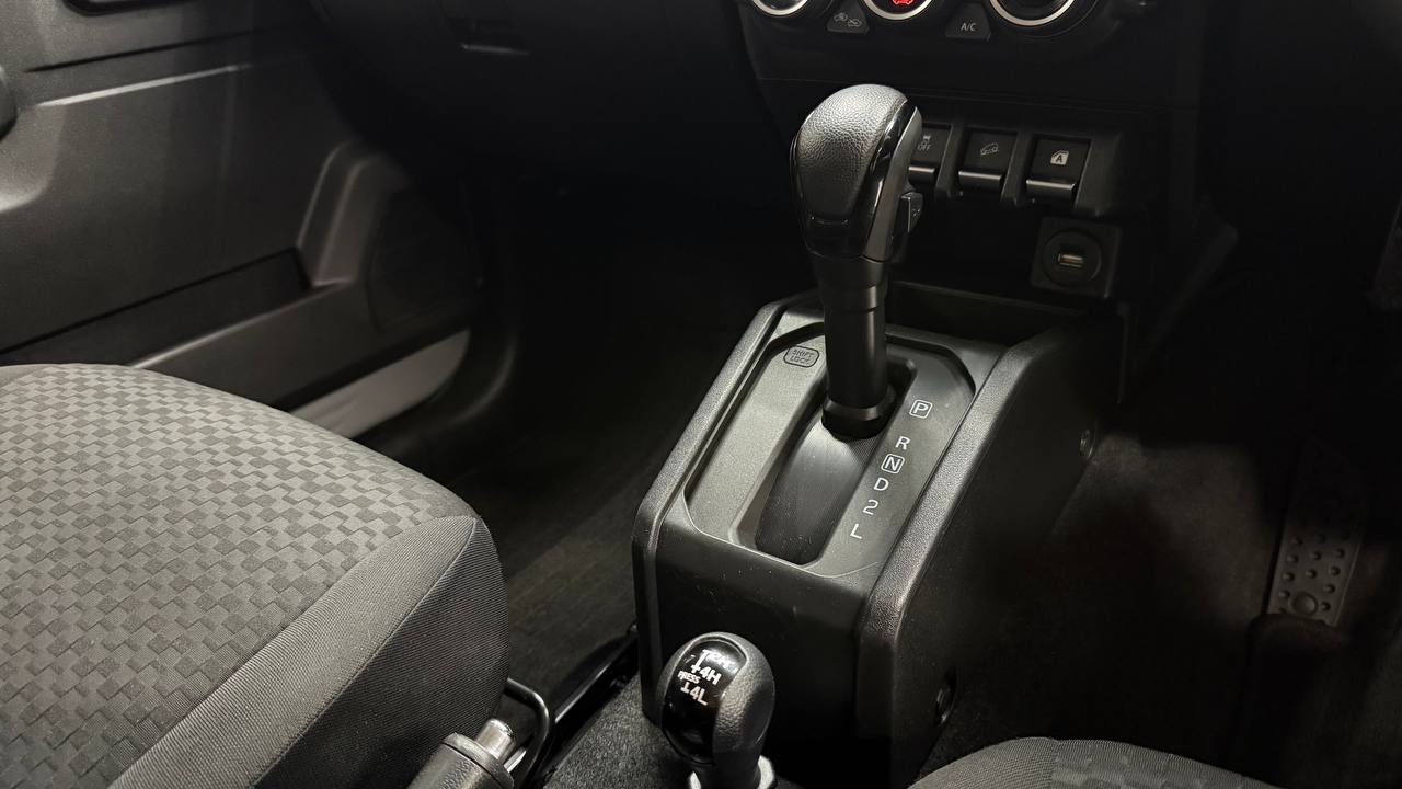 Suzuki - Jimny - 1.5 GLX AllGrip Auto