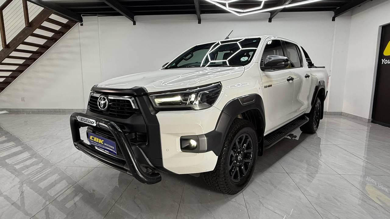 Toyota - Hilux - 2.8GD-6 Double Cab Legend Auto