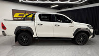 Toyota - Hilux - 2.8GD-6 Double Cab Legend Auto