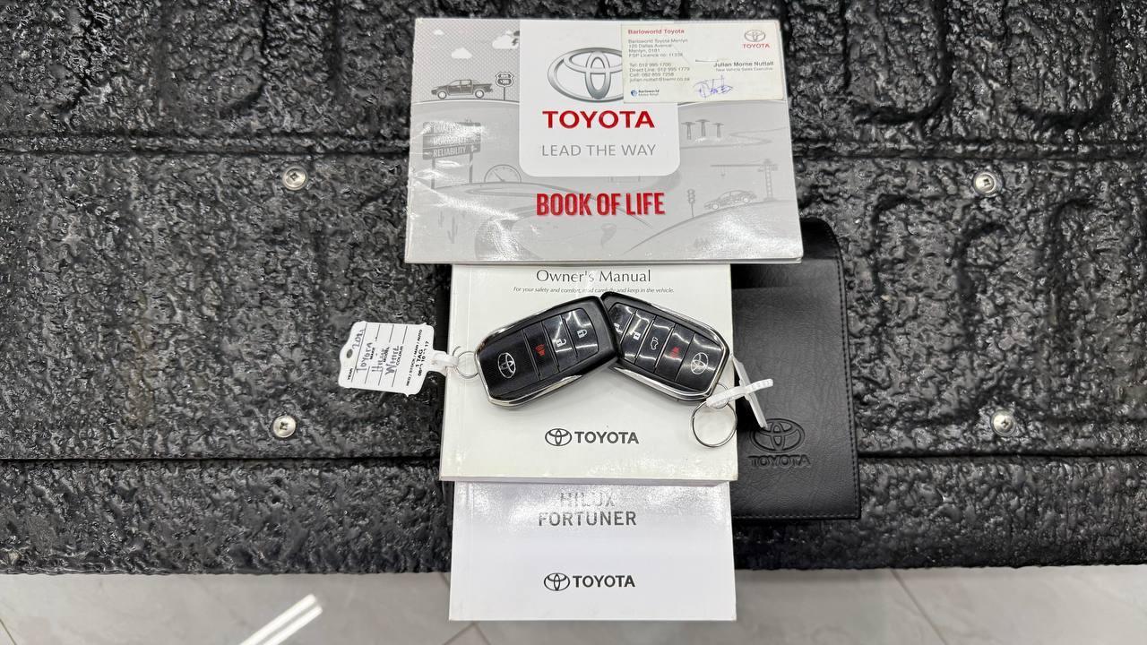 Toyota - Hilux - 2.8GD-6 Double Cab Legend Auto