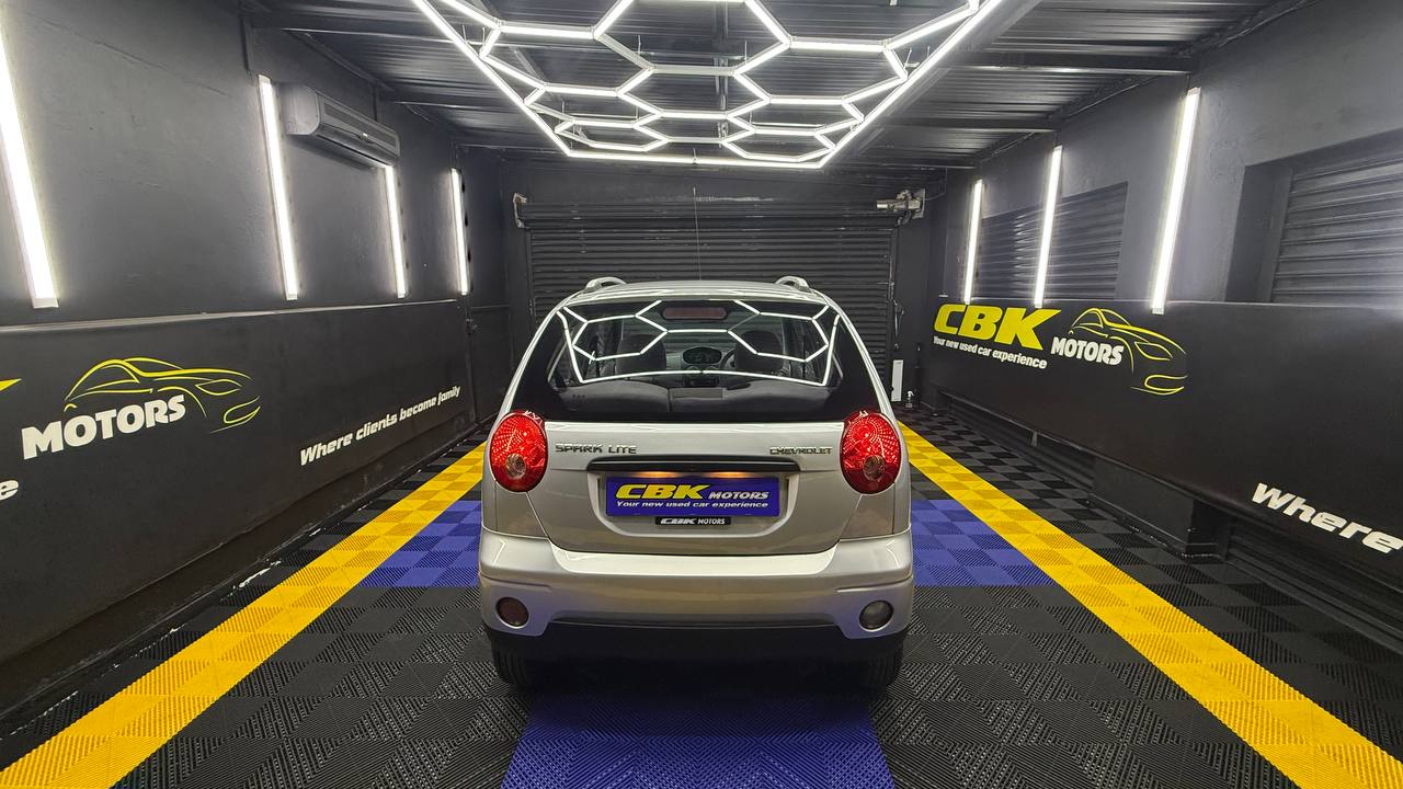 Chevrolet - Spark Lite - 0.8 L