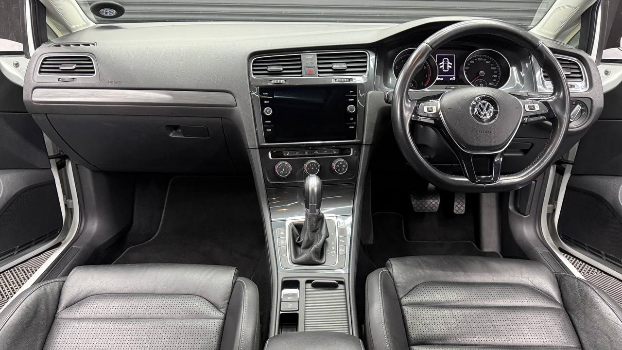 Volkswagen - Golf - 1.4TSI Comfortline