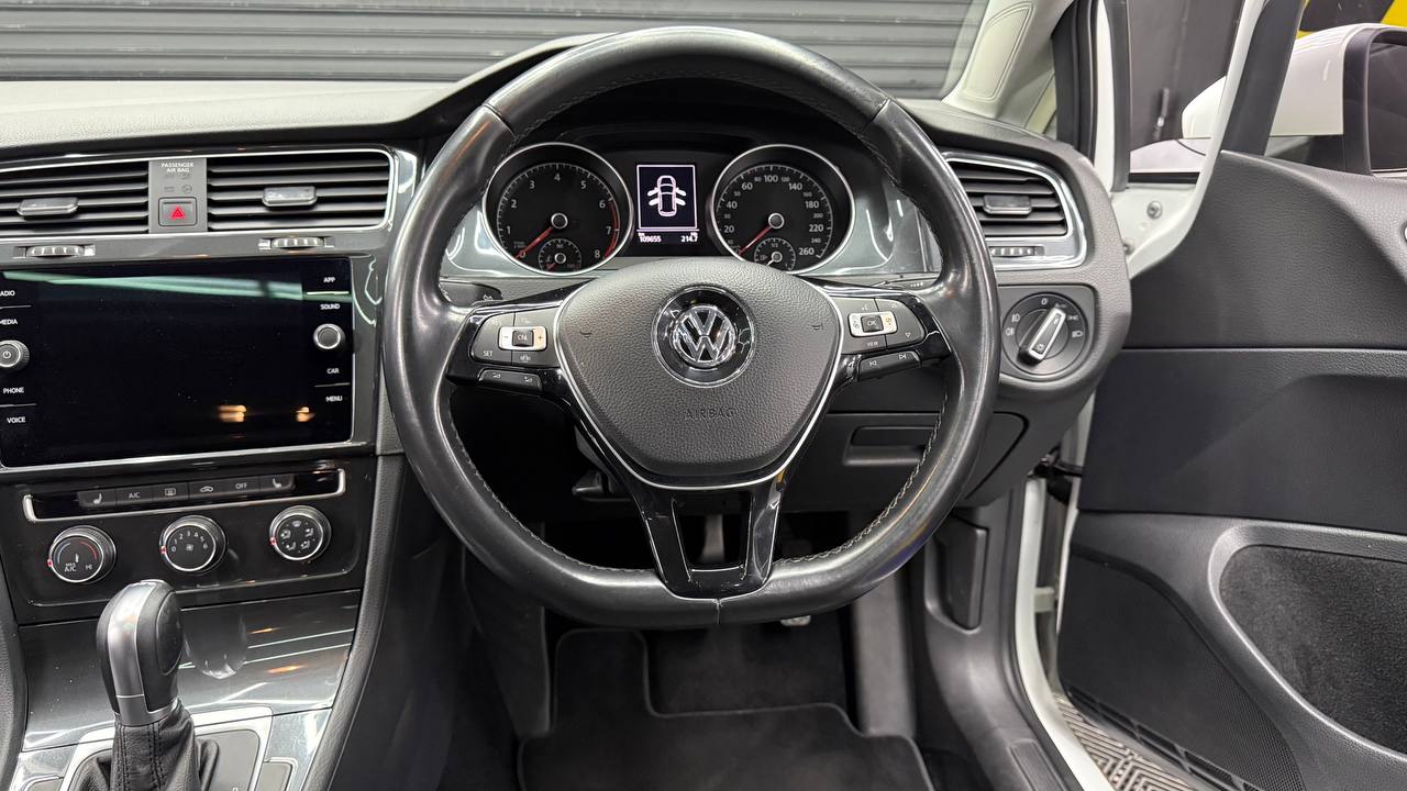 Volkswagen - Golf - 1.4TSI Comfortline