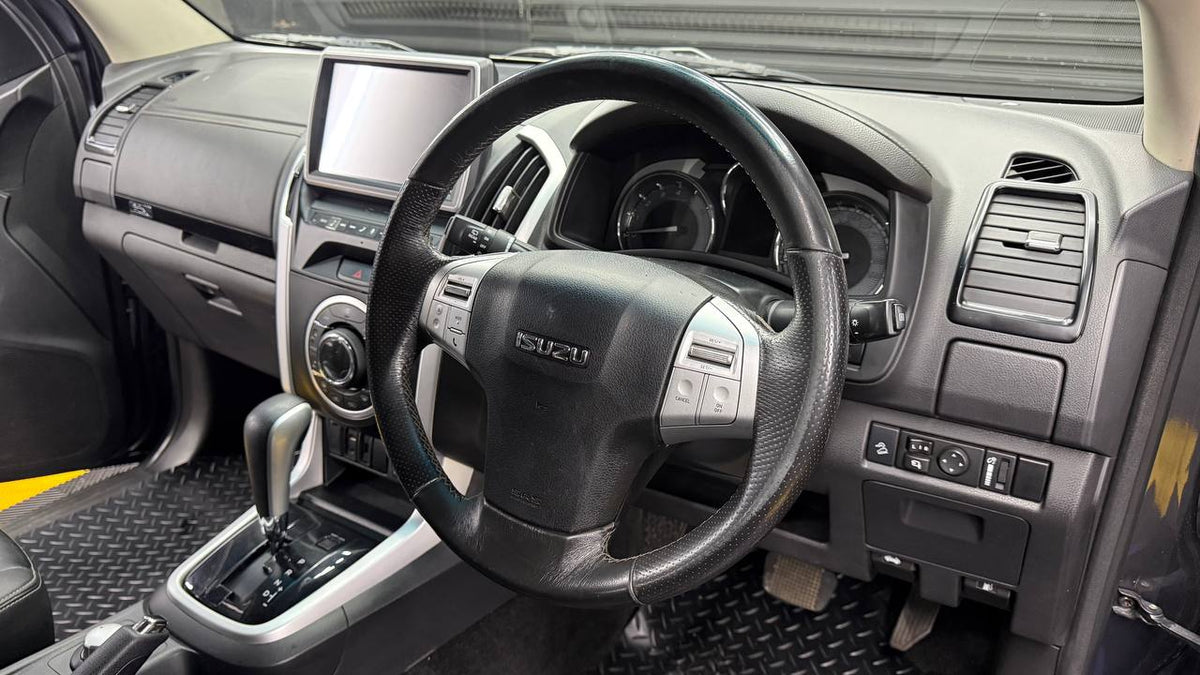 Isuzu - mu-X - 3.0 4WD