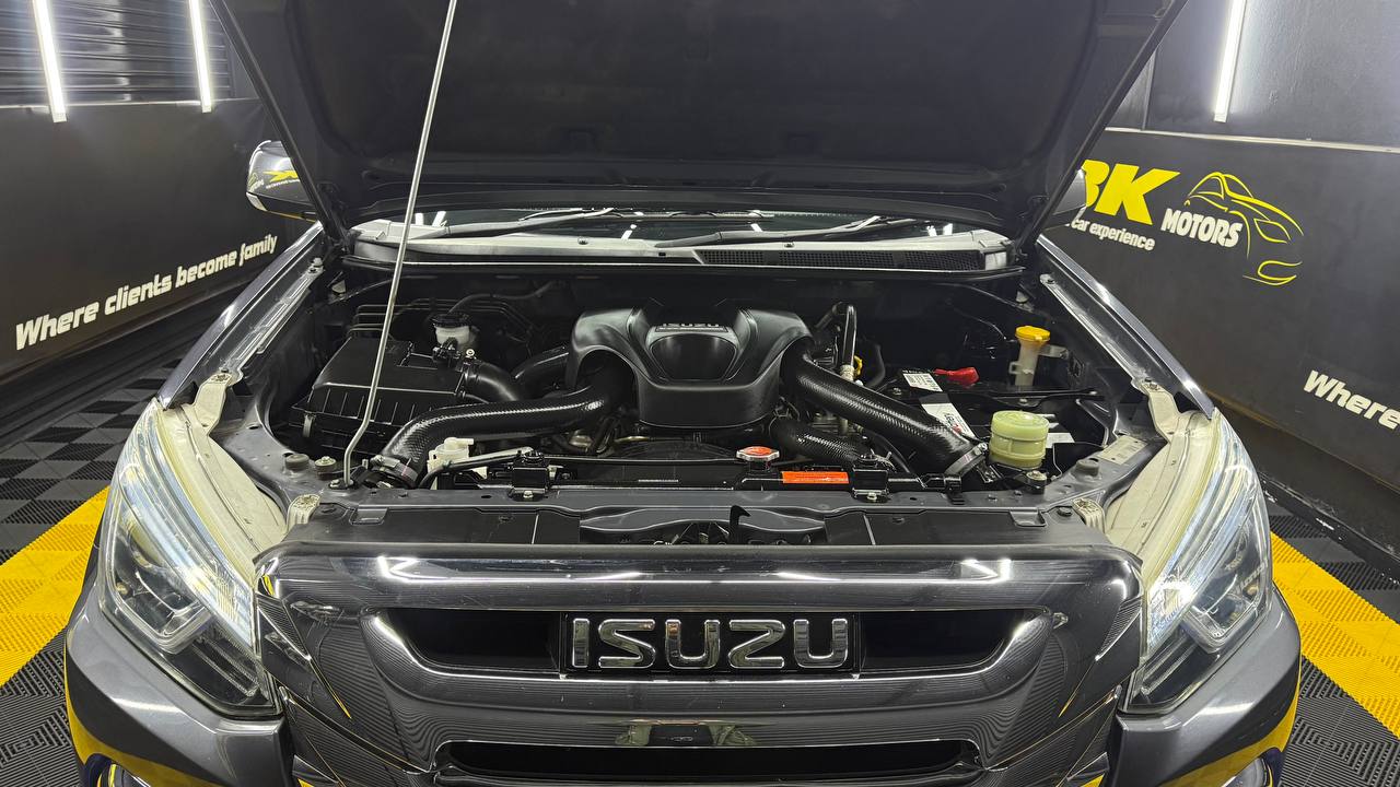 Isuzu - mu-X - 3.0 4WD