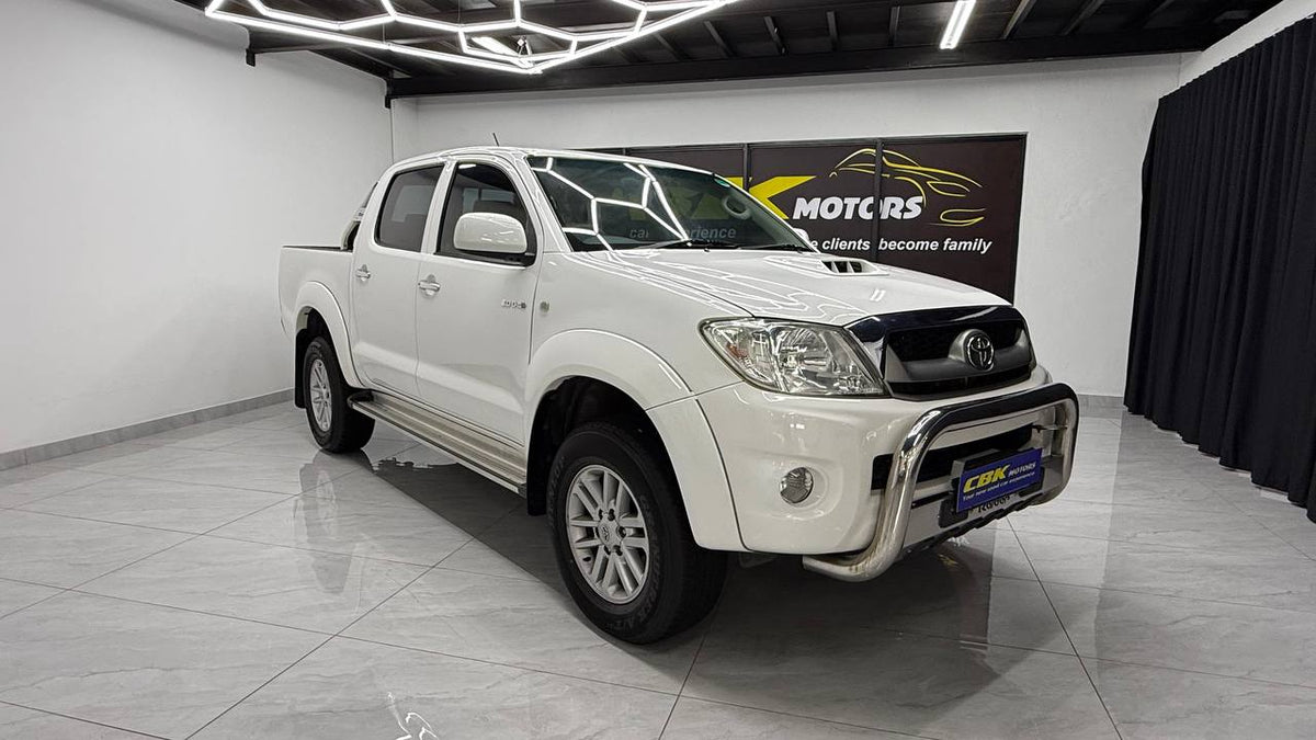 Toyota - Hilux - 3.0D-4D Double Cab Raider