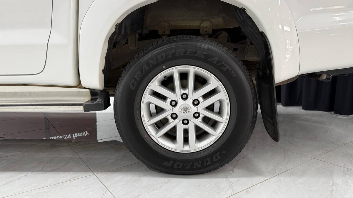 Toyota - Hilux - 3.0D-4D Double Cab Raider