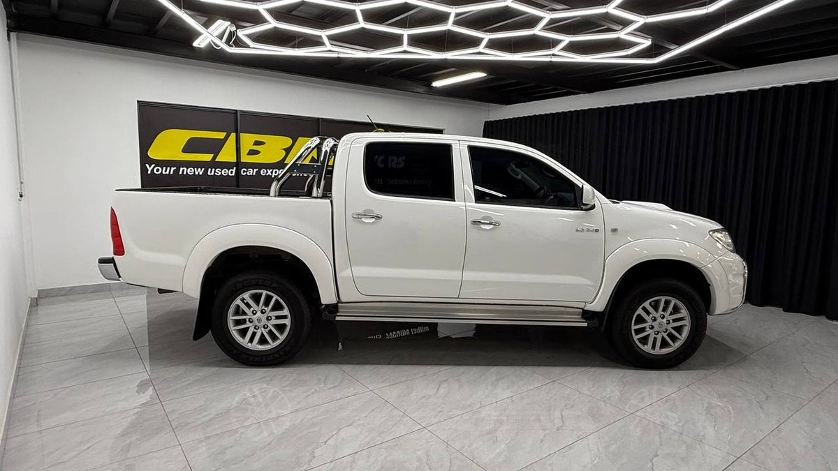 Toyota - Hilux - 3.0D-4D Double Cab Raider