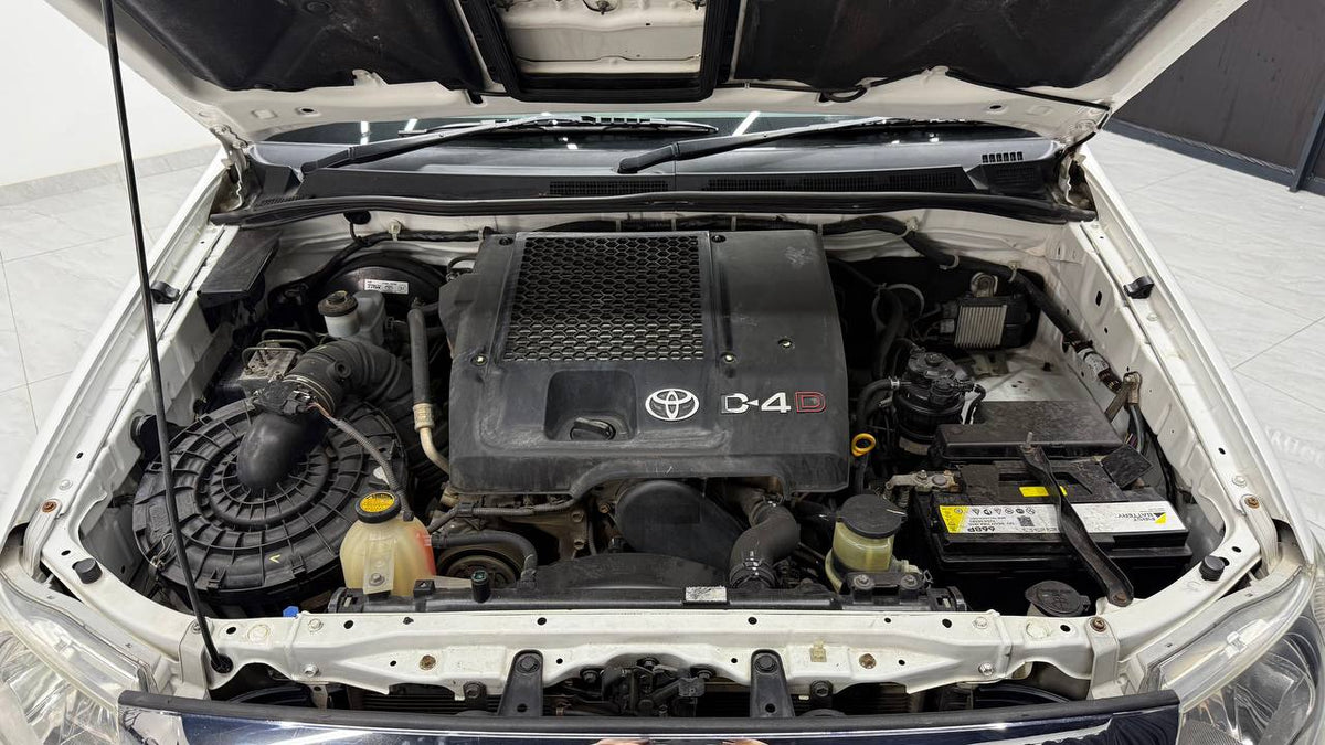 Toyota - Hilux - 3.0D-4D Double Cab Raider