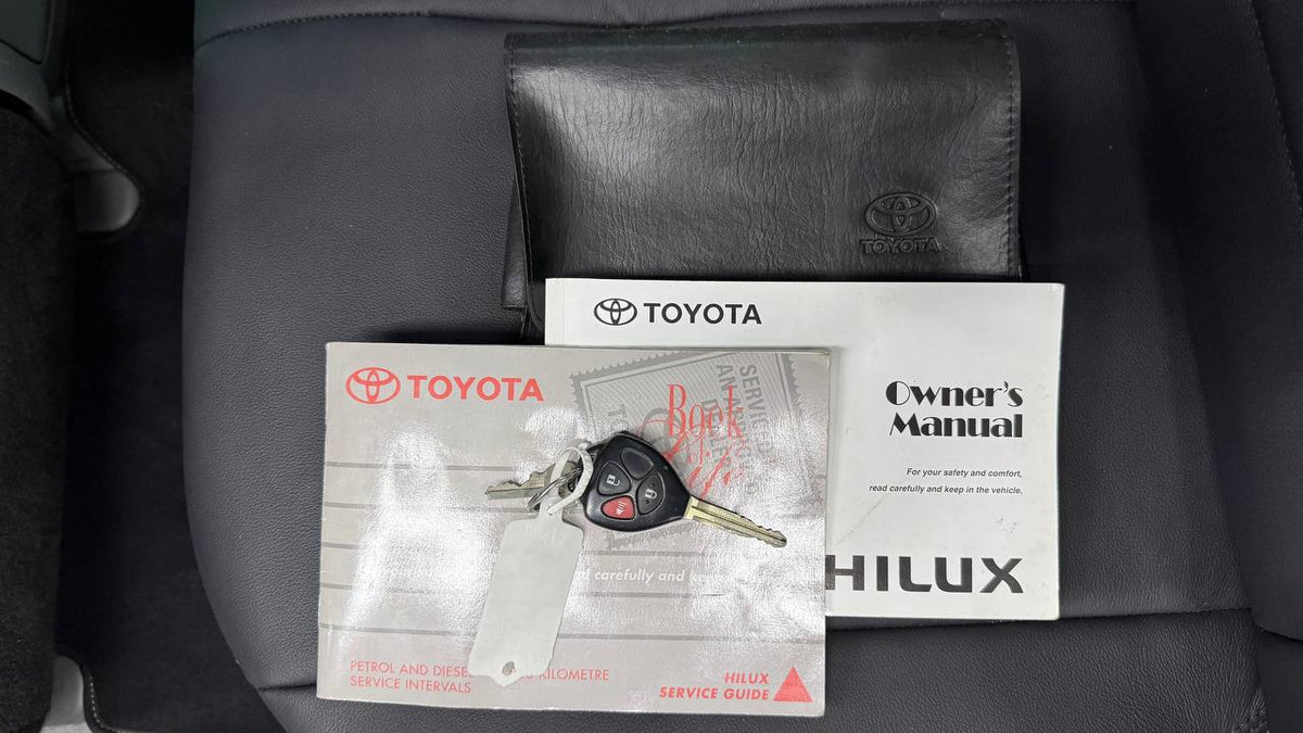 Toyota - Hilux - 3.0D-4D Double Cab Raider