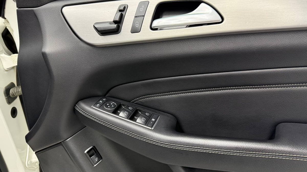 Mercedes-Benz - ML - ML350 BlueTec