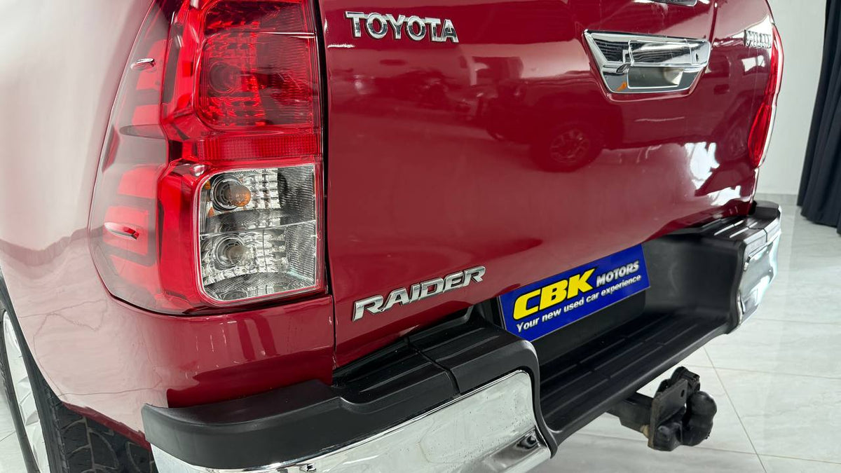 Toyota - Hilux - 2.8GD-6 Double Cab Raider auto