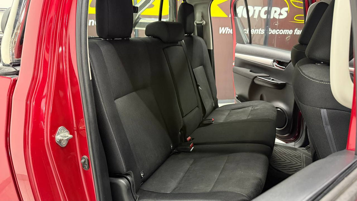 Toyota - Hilux - 2.8GD-6 Double Cab Raider auto