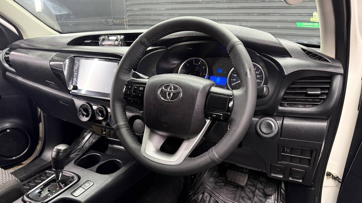 Toyota - Hilux - 2.4GD-6 Xtra Cab SRX Auto